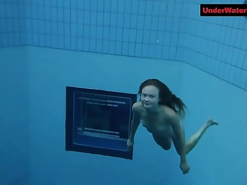 Juggling booty in a  underwater show