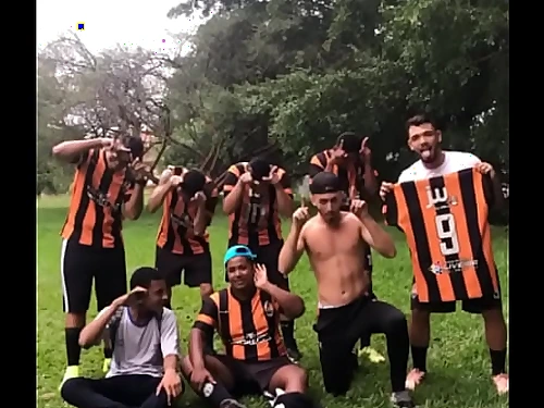 JOGADORES DA 3001 DEPOIS DE COMEREM O CU DA 2001 GOSTOSO